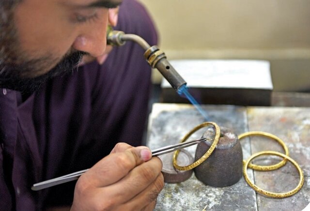 اجرت خرید طلا چقدر است و چگونه محاسبه میشود؟