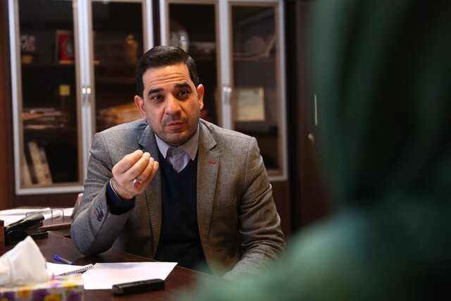 با بهترین مربی دنیا هم مدال المپیک نمیگیریم/ داورزنی میتواند باز هم رئیس والیبال شود