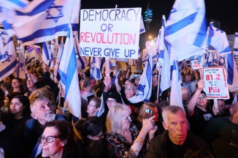 تعلیق اصلاحات قضائی هم مانع تظاهرات اسرائیلی‌ها علیه نتانیاهو نشد