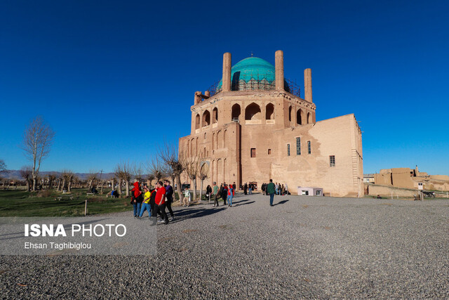 پیادهراه ضلع شرقی ارگ تاریخی سلطانیه افتتاح شد پیادهراه ضلع شرقی ارگ تاریخی سلطانیه افتتاح شد