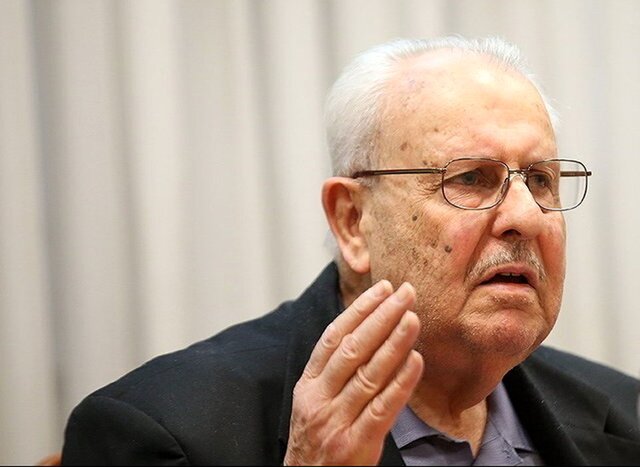 درخواست منتشر نشده «مقدم السفراء» از رهبر انقلاب درخواست منتشر نشده «مقدم السفراء» از رهبر انقلاب