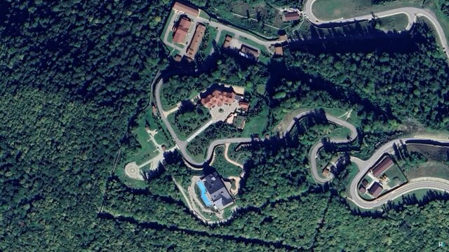 تفریحگاه مجلل و مخفی پوتین که با موشک محافظت میشود