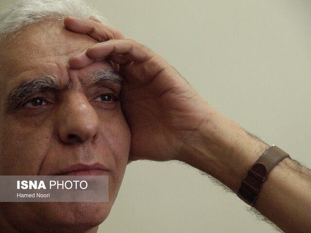 مرگ بحثبرانگیز کیومرث پوراحمد/ حاشیههای نقشبرجسته ساسانی در انگلیس/ بازگشت ایرانیها به عمره مرگ بحثبرانگیز کیومرث پوراحمد/ حاشیههای نقشبرجسته ساسانی در انگلیس/ بازگشت ایرانیها به عمره