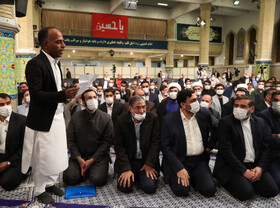 دیدار جمعی از شاعران و استادان زبان و ادب پارسی با مقام معظم رهبری