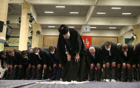 دیدار جمعی از شاعران و استادان زبان و ادب پارسی با مقام معظم رهبری