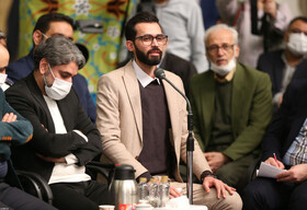 دیدار جمعی از شاعران و استادان زبان و ادب پارسی با مقام معظم رهبری