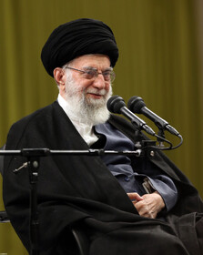 دیدار جمعی از شاعران و استادان زبان و ادب پارسی با مقام معظم رهبری