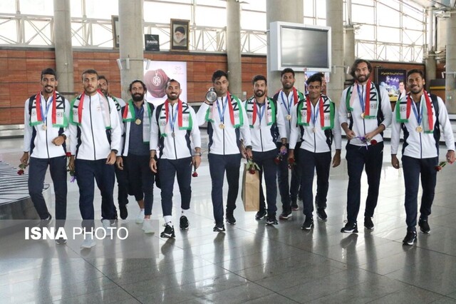 میرجلیلی: قول میدهم قهرمان المپیک ساحلی شویم/ هدفمان قهرمانی در جام جهانی است