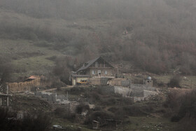 ساخت و ساز غیر مجاز در ارتفاعات روستای زیارت - گرگان