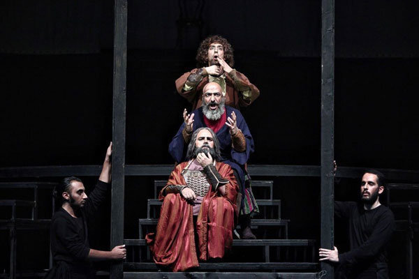 نمایش «مجلس ضربت زدن» «ذوالفقار»؛ آیینهای برای دیدن زشتیهایمان نه تیغی دو دم!