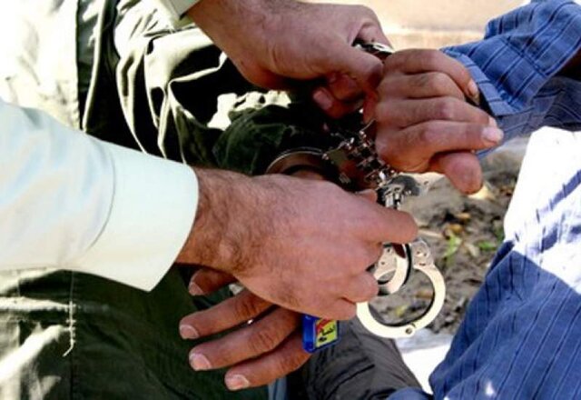 دندانپزشک قلابی در" زابل " دستگیر شد دندانپزشک قلابی در" زابل " دستگیر شد