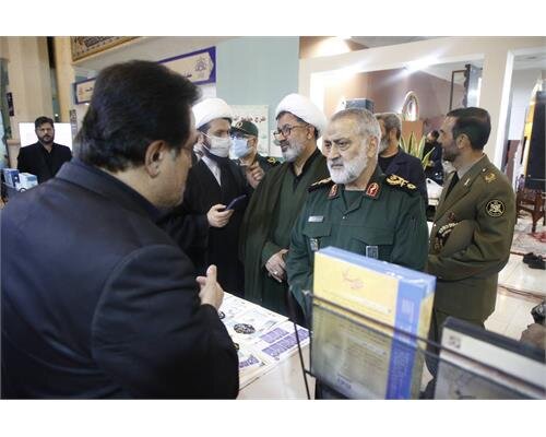 تولیدات امروز حوزه علمیه در قالب رسانههای نوین مورد استقبال جوانان است تولیدات امروز حوزه علمیه در قالب رسانههای نوین مورد استقبال جوانان است