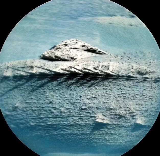 مریخنورد «کنجکاوی» یک ساختار عجیب را در مریخ کشف کرد