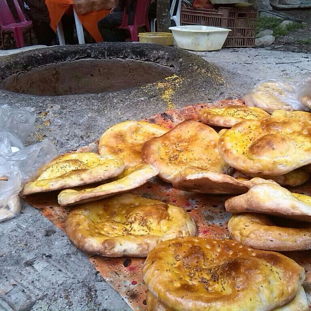 از دوخت کیسه مراد تا پخت تره حلواسی در آذربایجان غربی