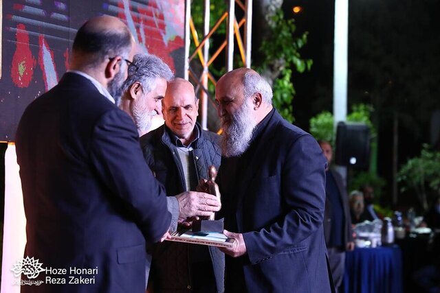 افطاری با طعم تقدیر/ معرفی چهرههای برتر هنر انقلاب در عرصه ادبیات و تجسمی