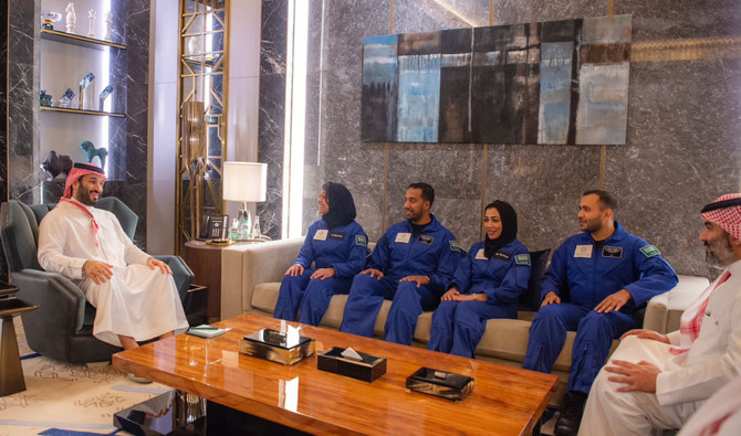 دیدار فضانوردان عربستان با ولیعهد عربستان قبل از اعزام به ایستگاه فضایی