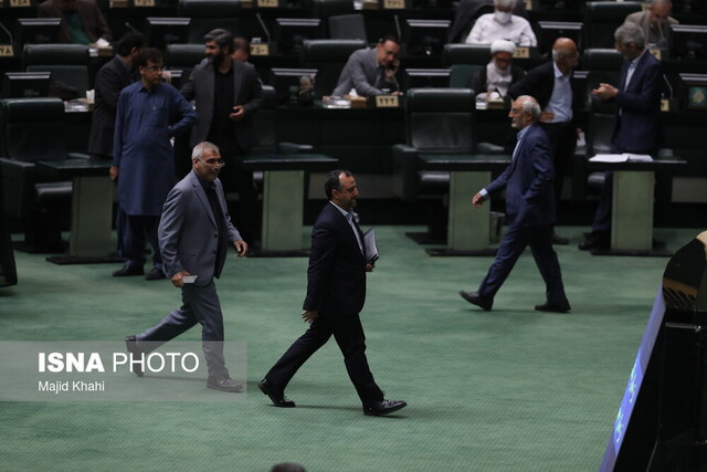 خلاصه مهمترین اخبار مجلس در ۲۸ فروردین؛اعلام وصول استیضاح وزیر صمت/پاسخ قانعکننده خاندوزی