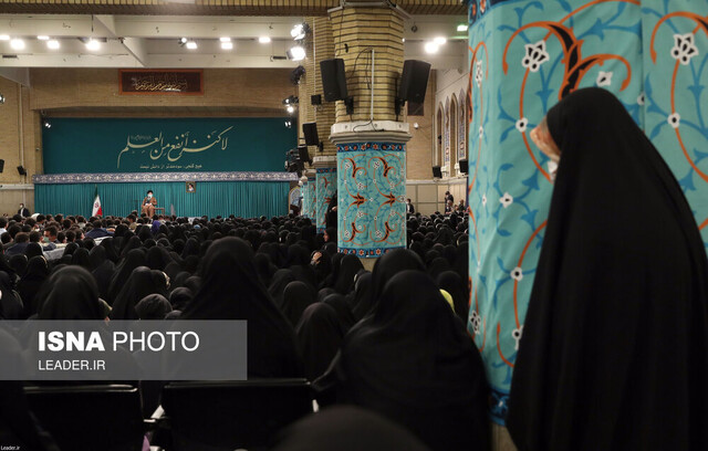 علمدار ولایت تولدت مبارک!/ از فرمول نقد درون گفتمانی تا پاسخ رهبری ودانشجویان به ایده رفراندوم علمدار ولایت تولدت مبارک!/ از فرمول نقد درون گفتمانی تا پاسخ رهبری ودانشجویان به ایده رفراندوم