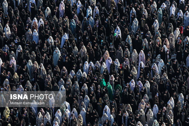 عکس از آرشیو اعلام جزئیات برگزاری نماز عید فطر در حرم مطهر رضوی