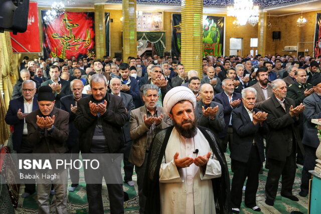 برگزاری نماز عید سعید فطر در شهر گرمی