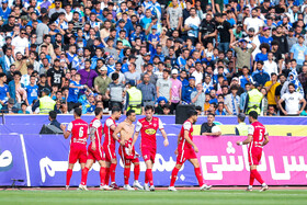 صدمین شهرآورد تهران دیدار تیم‌های استقلال و پرسپولیس - هفته بیست و هفتم لیگ برتر