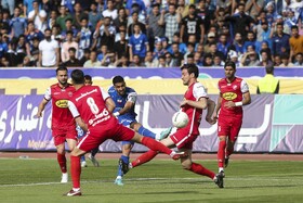 صدمین شهرآورد تهران دیدار تیم‌های استقلال و پرسپولیس - هفته بیست و هفتم لیگ برتر