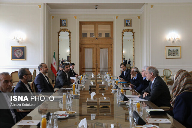 دیدار مارتین گریفیث، معاون دبیرکل سازمان ملل متحد با وزیر امور خارجه ایران در تهران امیر عبداللهیان: ایران به هیچ طرفی در جنگ اوکراین، کمک نظامی نمیکند