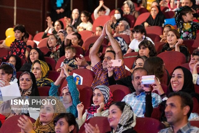 عکس تزئینی است دورهمی نوجوانان تهرانی در فرهنگسراهای بزرگ پایتخت در طرح "بچههای رستا"