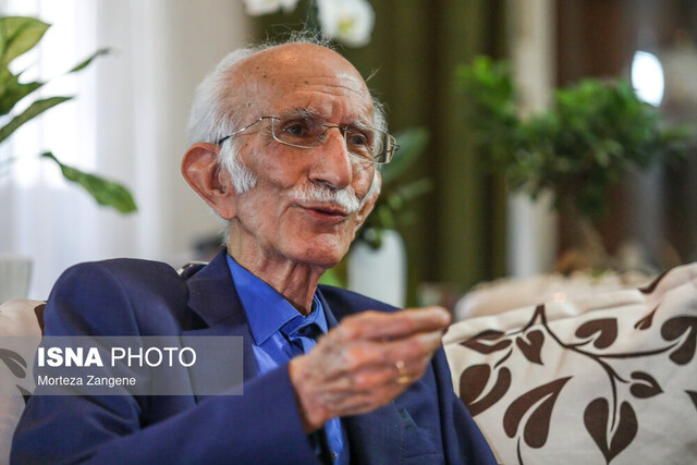 همه دنیا خطوط ایرانی را قبول دارند چرا شما به هیچ انگاشتید؟!