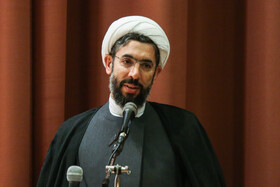 حجت الاسلام مصطفی رستمی، رییس نهاد نمایندگی مقام معظم رهبری در دانشگاهها در مراسم گرامیداشت روز استاد در پژوهشگاه رویان