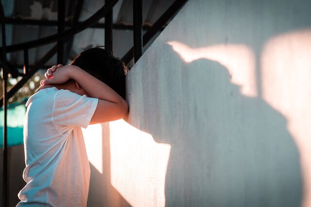 ۹۰ درصد قربانیان خودکشی دارای یک اختلال روانی قابل تشخیص‌اند/ چطور از خودکشی پیشگیری کنیم؟