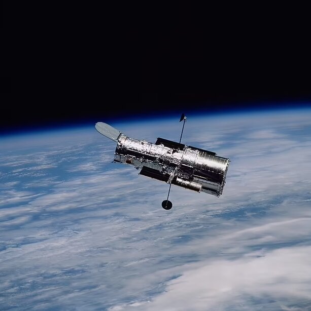 هشدار دانشمندان درباره سقوط زبالههای فضایی روی زمین