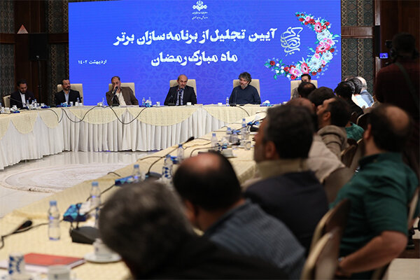 جبلی: باید ظرفیت برنامهسازی معارفی را بالا ببریم