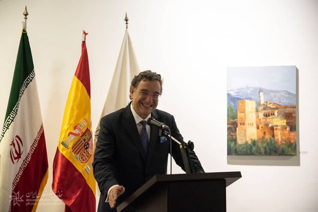 افتتاح یک رویداد هنری با سفرای ۱۵ کشور در ایران