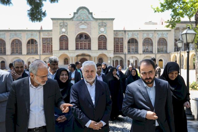 عمارت مسعودیه که به مدت ۵۹ سال به بخش خصوصی واگذار شده، درحالیکه واگذاری آن منقاشهبرانگیز شد توضیح درباره واگذاری ۱۹ بنای تاریخی و نمایشگاه مشترک ایران، چین و عربستان