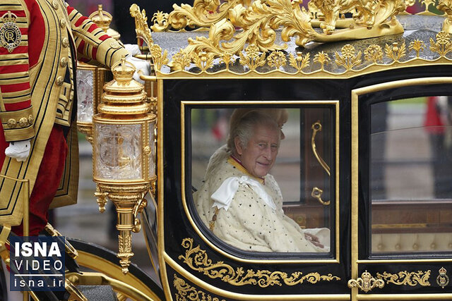 ویدیو/ تاجگذاری شاه و ملکه بریتانیا در کلیسای «وست مینستر» لندن ویدیو/ تاجگذاری شاه و ملکه بریتانیا در کلیسای «وست مینستر» لندن