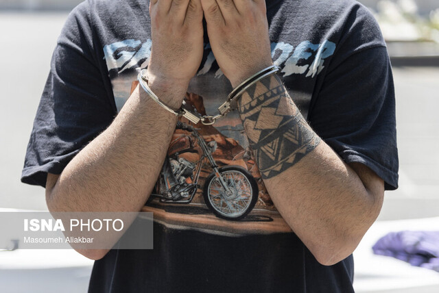 عکس تزئینی است موبایلقاپ حرفهای محله هفتچنار زمینگیر شد