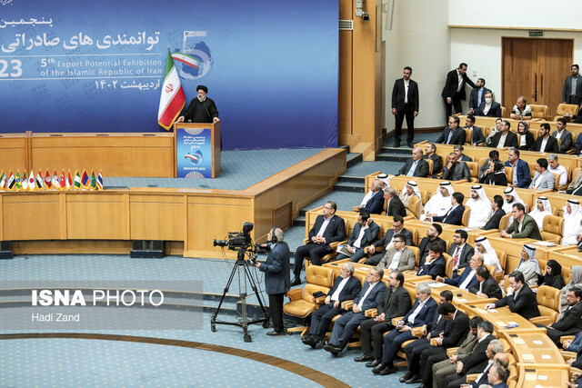 نمایشگاه توانمندیهای صادراتی ایران تا ۲۰ اردیبهشت ادامه دارد نمایشگاه توانمندیهای صادراتی ایران تا ۲۰ اردیبهشت ادامه دارد