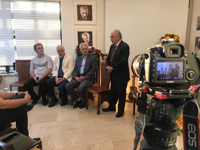 تقدیر از استادآواز با نوای سراج و گفتههای مختاباد