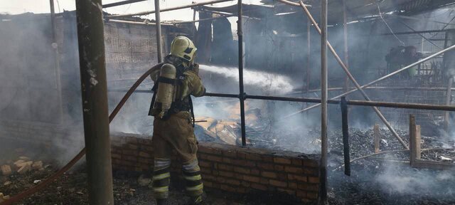 آتش به بازار گل رفت/ هشدار آتشنشانی درباره ایمنی بازارگل امامرضا (ع)