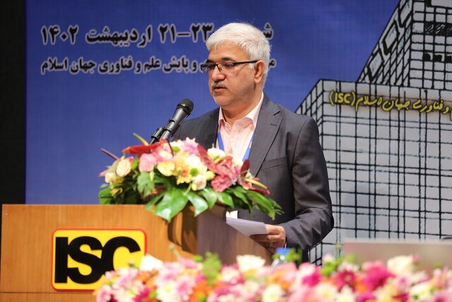 اولین کنگره پژوهشی دانشگاه های علوم پزشکی تهران آغاز به کار کرد