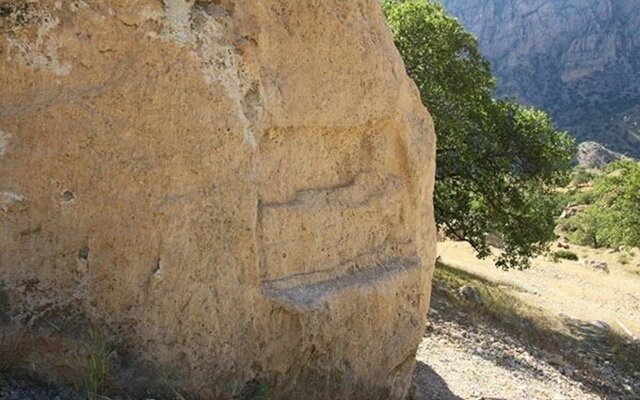 دستدرازی قاچاقچیان به نقشبرجسته تاریخی