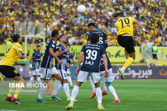 بازیکن ایرانی روی نیمکت بهتر از خارجی است بازیکن ایرانی روی نیمکت بهتر از خارجی است