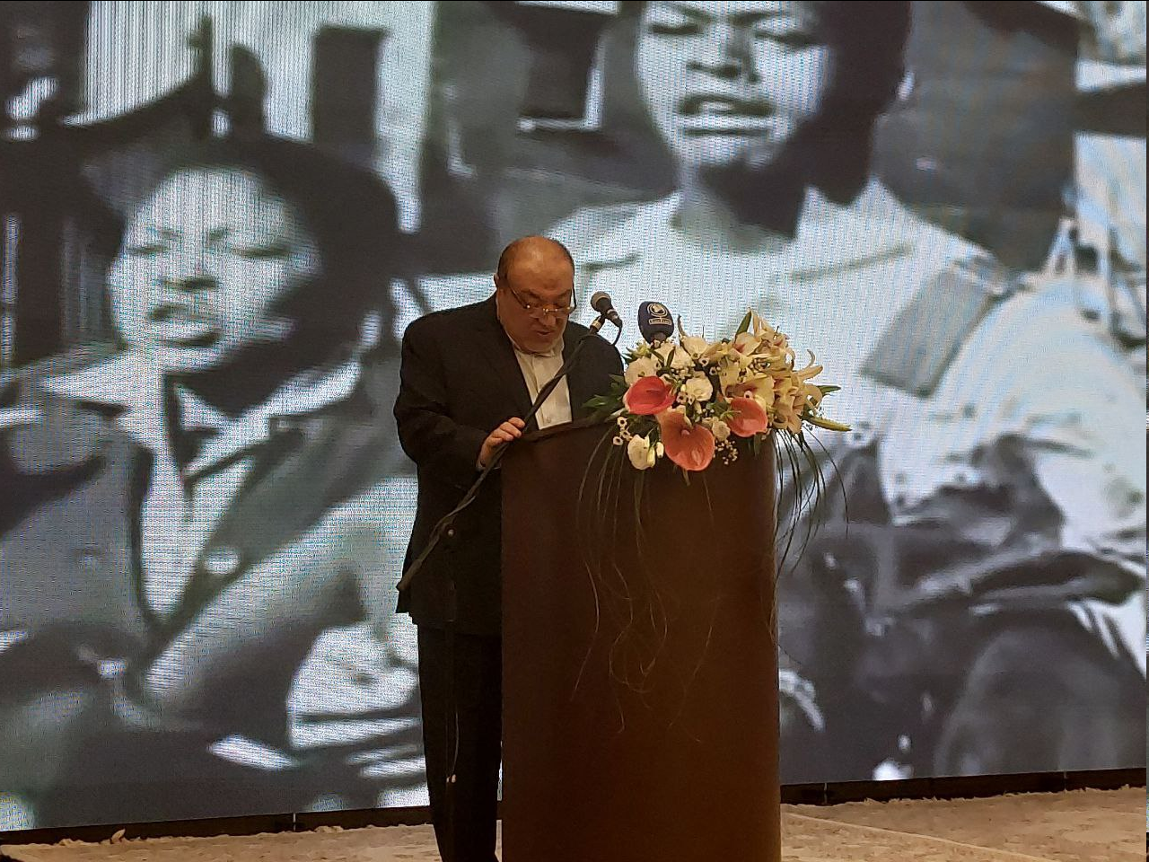 جننگ به نفع هیچ کس نیست/ پشتیبان حق استفاده صلحآمیز از فناوری هستهای هستیم