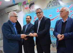 ۷۰ مدیر و معلم برگزیده مدارس غیر دولتی شهرستان مرزی آستارا تجلیل شدند