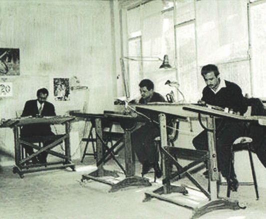 چرا برای لوگوی انتشارات امیرکبیر سوار با ارابه کشید؟