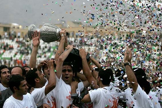 نوستالژی قهرمانیهای دقیقه نودی