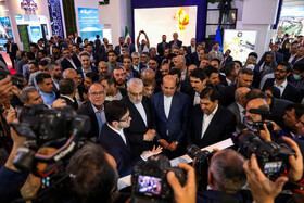 آغاز به کار نمایشگاه نفت، گاز و پتروشیمی با حضور معاون اول رییس جمهور