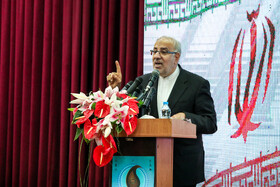 آغاز به کار نمایشگاه نفت، گاز و پتروشیمی با حضور معاون اول رییس جمهور