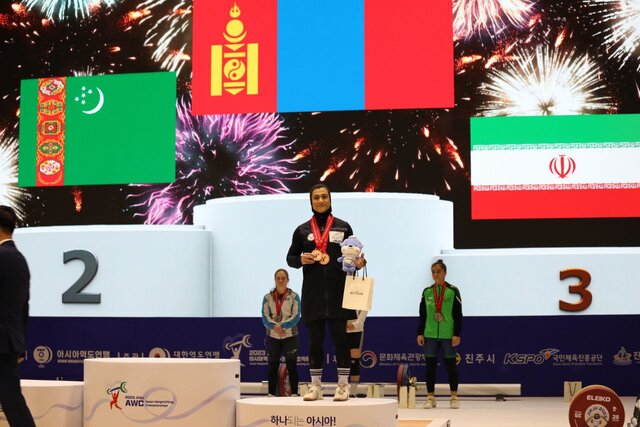 کوروش باقری: باید به دختران نمره قبولی داد/ قول مدال بازیهای آسیایی نمیدهم